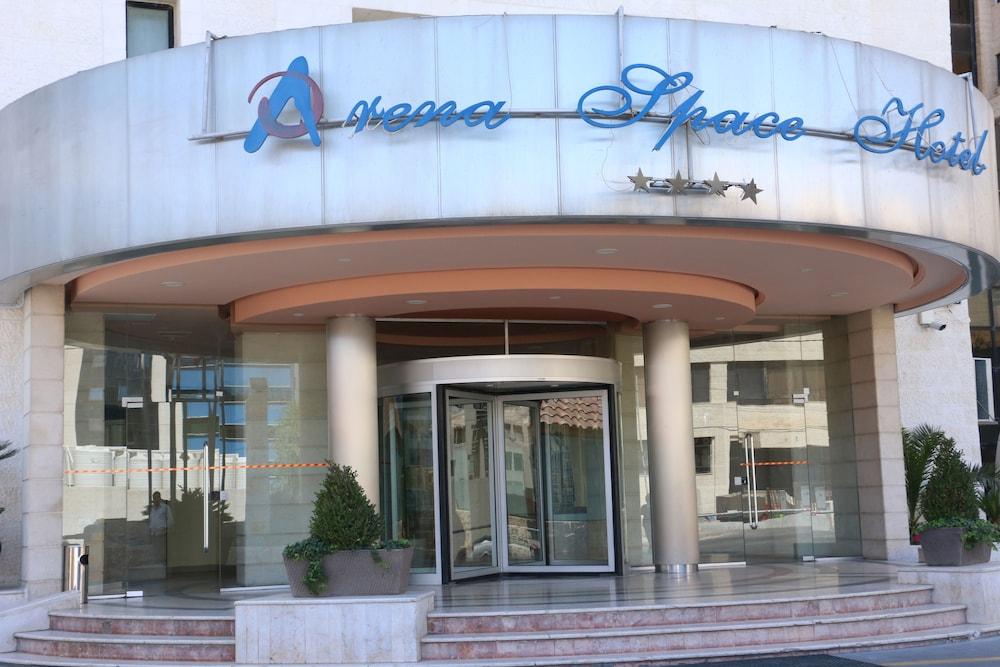 Arena Space Hotel Амман Экстерьер фото